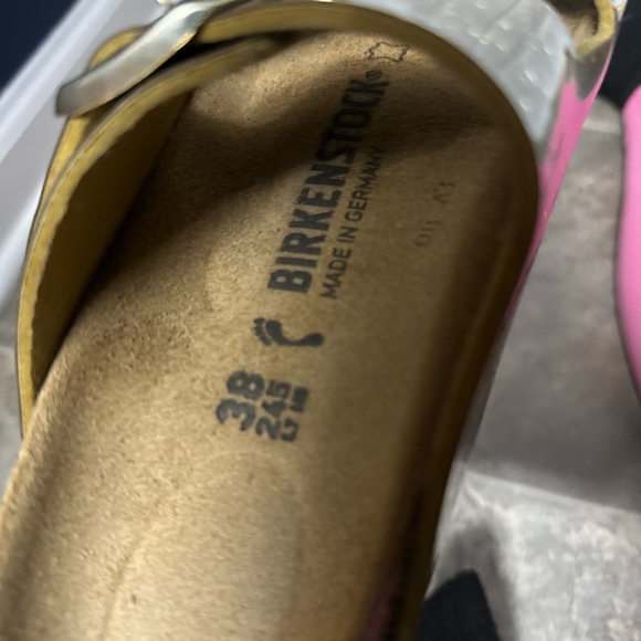 Brand New Birkenstock Never Worn - Picture 2 of 4